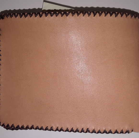 Handmade Arkansas "A" Razorback Wallet - Picture 2 of 5